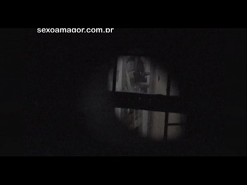 ❤️ Blondiin saab salaja videolevi naabruskonna voyeuri poolt peidetud õõnsate telliskivide taha peidetud ❤ Kaunis porno at porn et.naughtyhentai.ru