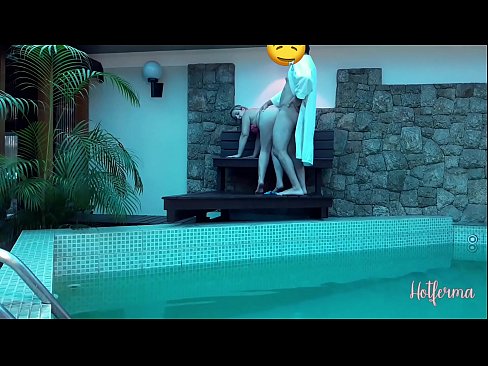 ❤️ Boss kutsub neiu basseini, kuid ei suutnud vastu panna kuumale ❤ Kaunis porno at porn et.naughtyhentai.ru